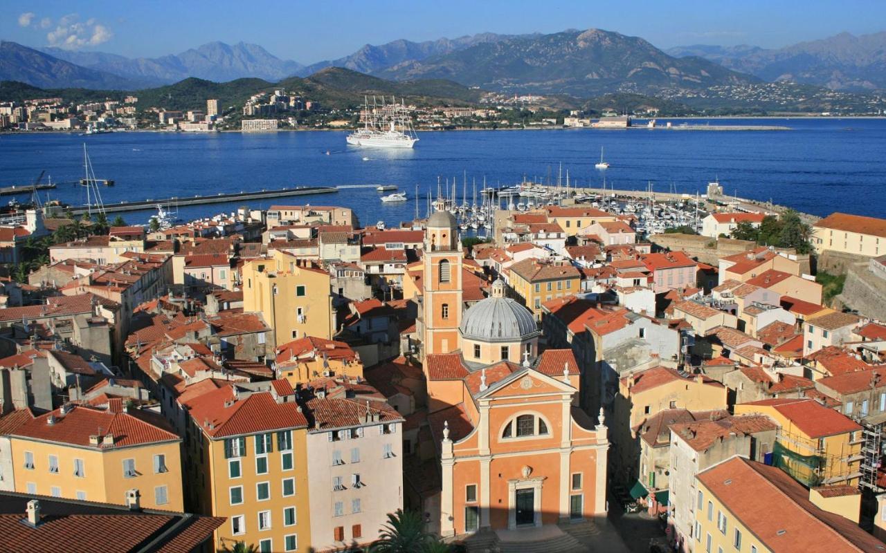 Appartement Avec Magnifique Vue Mer Ajaccio  Esterno foto